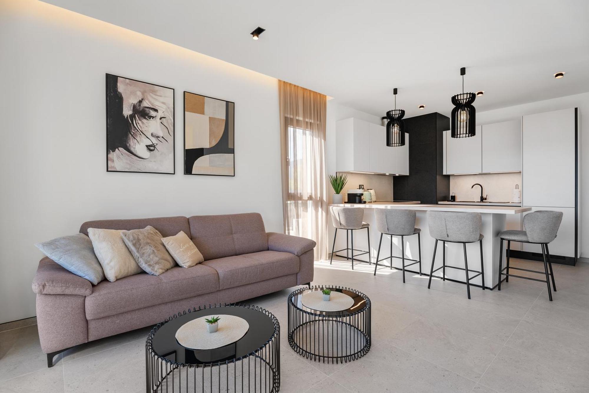 Luxury Olive * Kastela